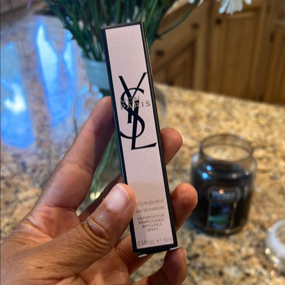 Yves Saint Laurent Paris Eau de Parfum travel spray - Picture 2 of 5